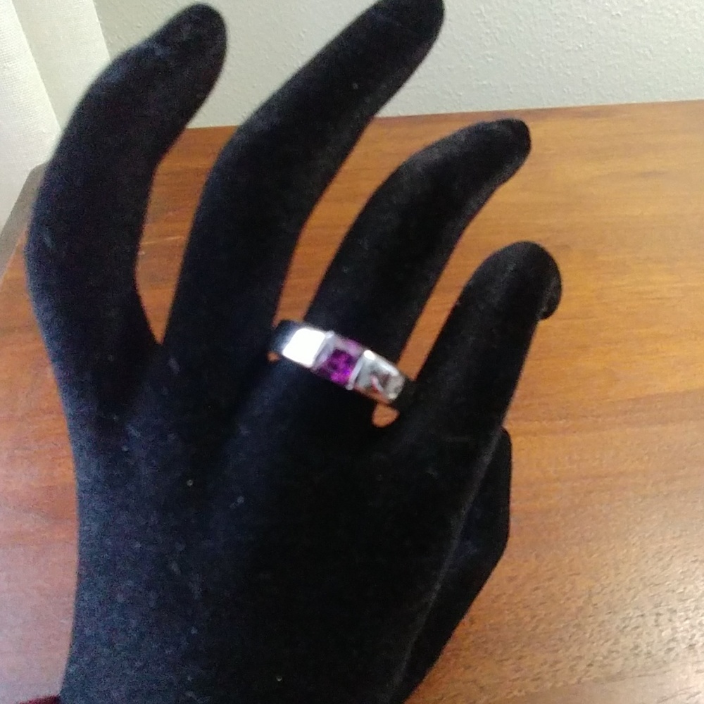 Purple Stone Ring - Picture 2 of 5